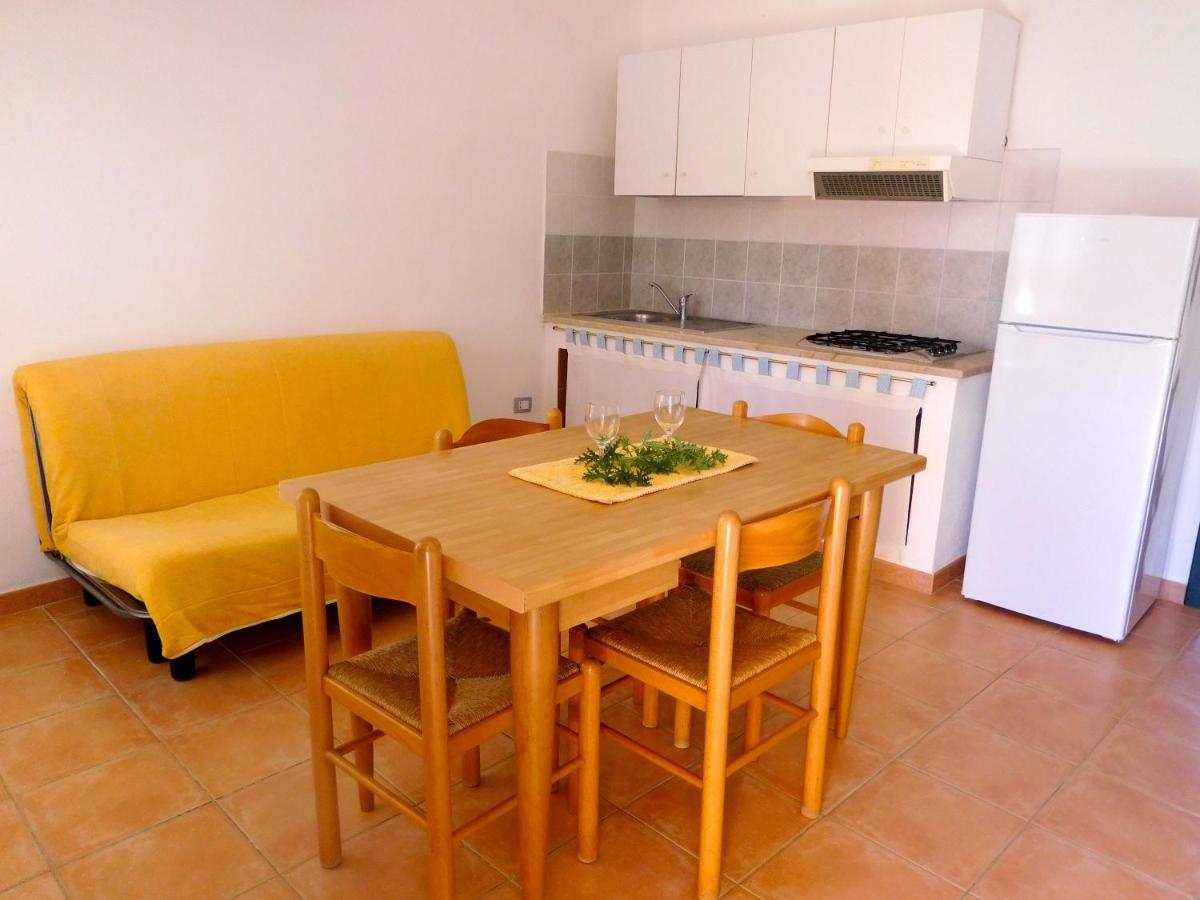Residence La Pineta Budoni Esterno foto